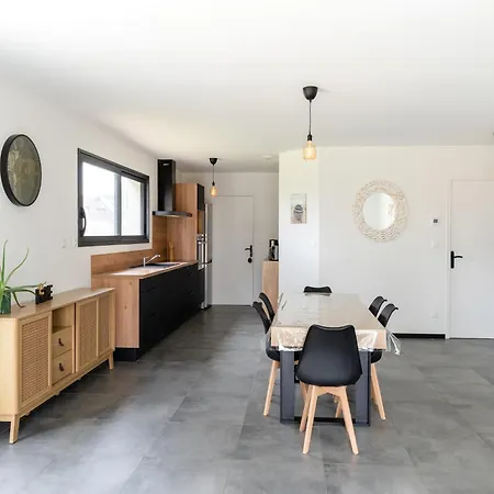 Normandy Retreat, Cleaning Included Feriehus Saint-Germain-sur-Ay