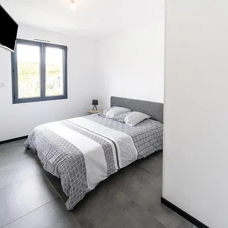 Normandy Retreat, Cleaning Included Feriehus Saint-Germain-sur-Ay