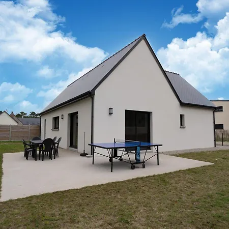 Normandy Retreat, Cleaning Included *